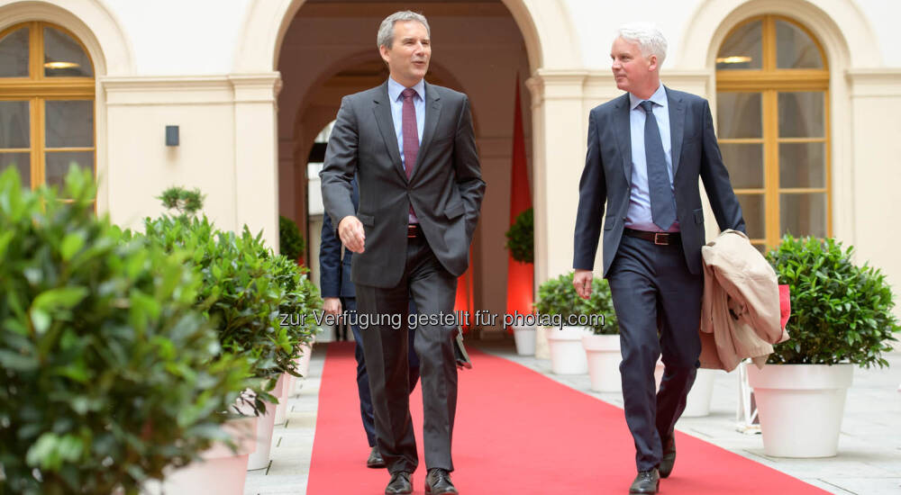 Hartwig Löger (Vizekanzler, Finanzminister) Bild 77338 // Wiener Börse Preis 2019