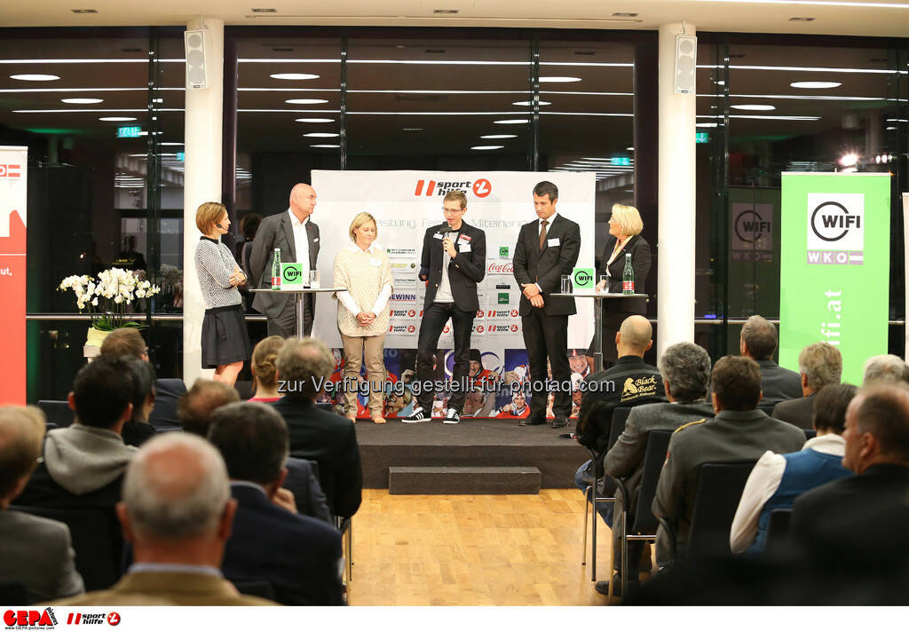 Sandra Baierl, Hans Peter Trost (ORF), Kate Allen, Guenter Matzinger (AUT), Horst Nussbaumer und Anna Maria Hochhauser (WKO) (Foto: GEPA pictures/ Mario Kneisl) (25.09.2013) 