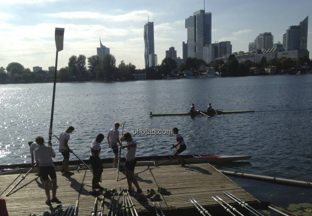 Alte Donau, Skyline, Wasser, Paddeln (28.09.2013) 