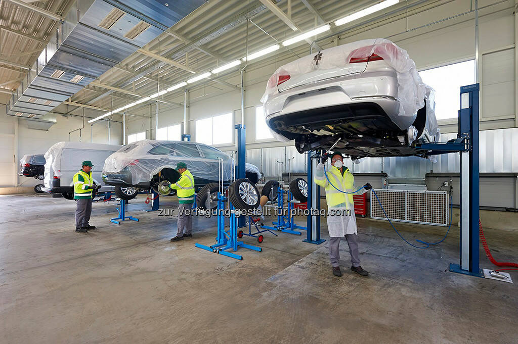 Hödlmayr Logistics schließt Umbau des Fahrzeuglogistikcenters Wiener Neustadt ab (Bild: Hödlmayr Logistics) (10.10.2013) 