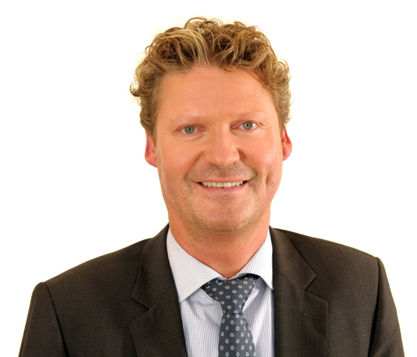 Roland Berger Strategy Consultants erweitert das Wiener Büro: Dr. Rainer Hauser, 46, steigt als Senior Advisor für den Bereich Financial Services und Banking ein. 