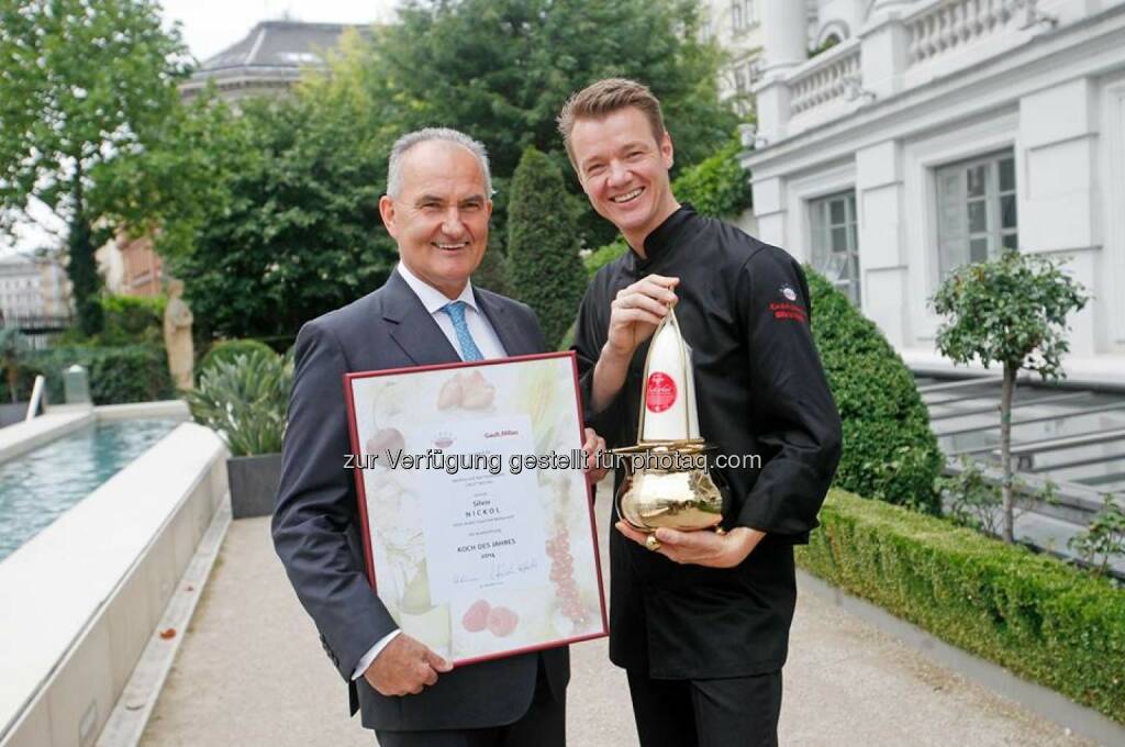 Agrana und Gault Millau haben Silvio Nickol mit der begehrtesten Auszeichnung in der heimischen
Gastronomiebranche „Koch des Jahres 2014“ ausgezeichnet (c) Agrana (21.10.2013) 