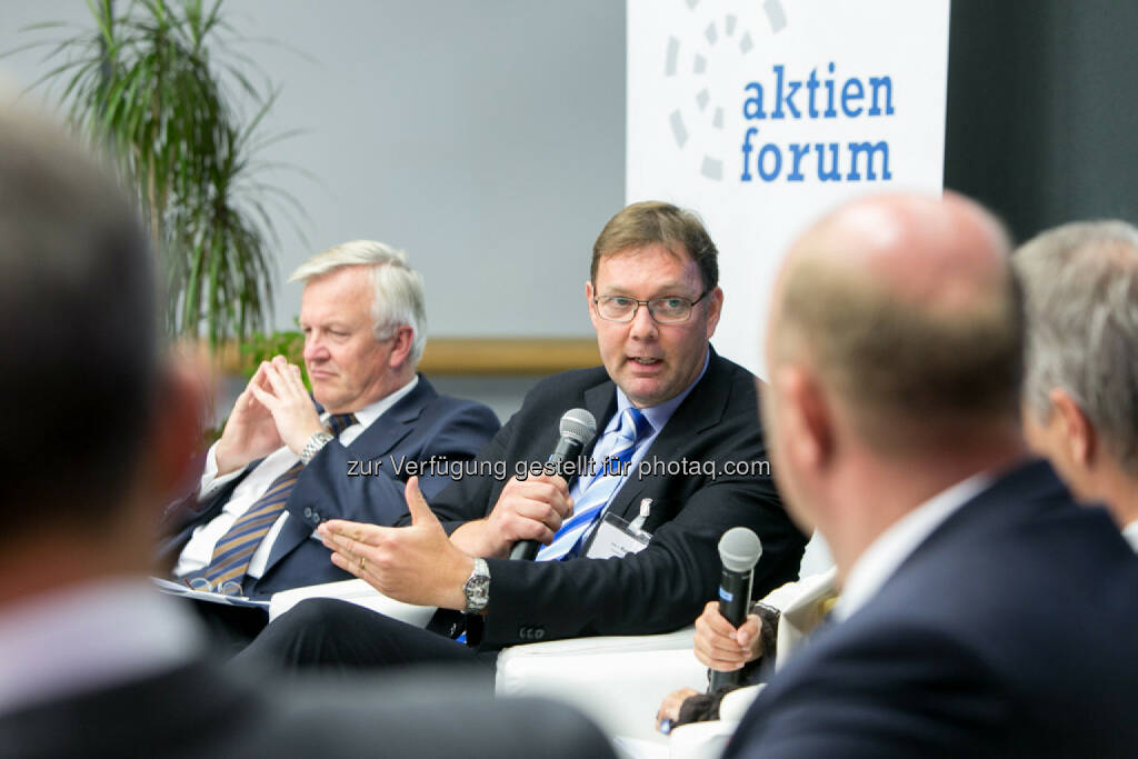 Rudolf Kemler, Vorstand Industrieholding AG, Peter V. Kunz, Institut für Wirtschaftsrecht, Bern, © Martina Draper für das Aktienforum (30.10.2013) 