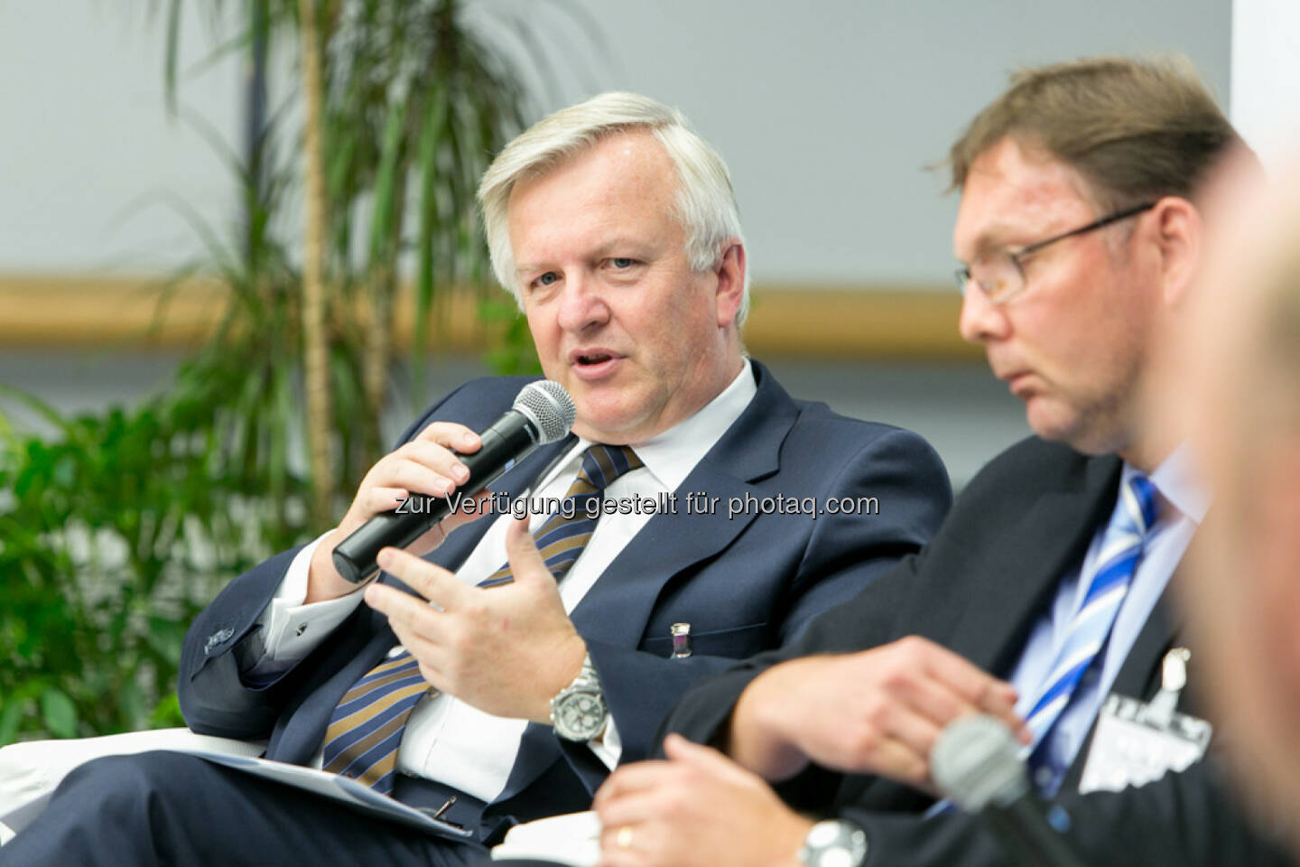 Rudolf Kemler, Vorstand Industrieholding AG, Peter V. Kunz, Institut für Wirtschaftsrecht, Bern