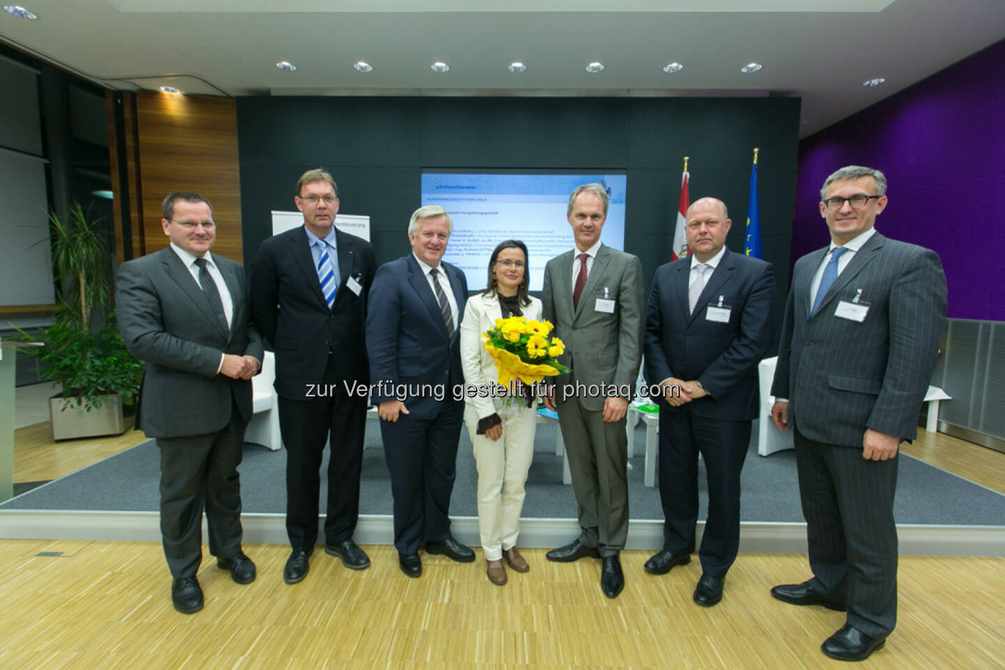 Michael Eberhartinger, BMF, Peter V. Kunz, Institut für Wirtschaftsrecht, Bern, Rudolf Kemler, Vorstand Industrieholding AG, Esther Mitterstieler, Chefredakteurin Wirschaftsblatt, Martin Grüll, CFO Raiffeisen International Bank AG, Alexander v. Preen, GF und Partner, Kienbaum Management GmbH, Robert Ottel, CFO voestalpine AG