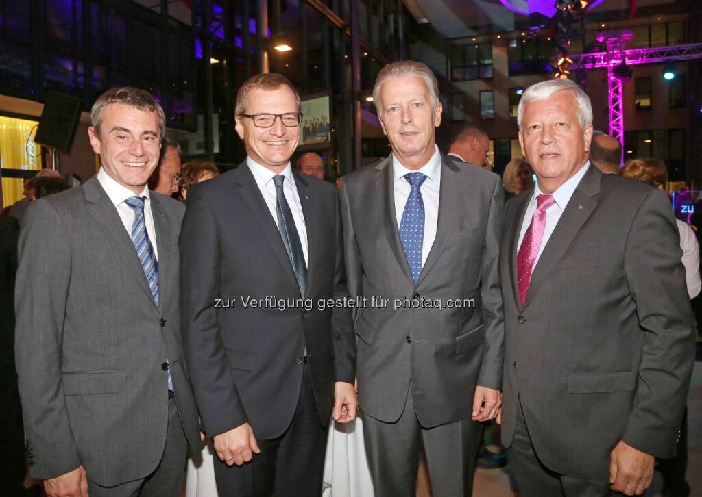 Heinrich Schaller (RLB OÖ), Thomas Stelzer (OÖVP Klubobmann), Reinhold Mitterlehner (Bundesminister), Jakob Auer (RLB OÖ) - (Bild: RLB OÖ/Strobl) (01.11.2013) 