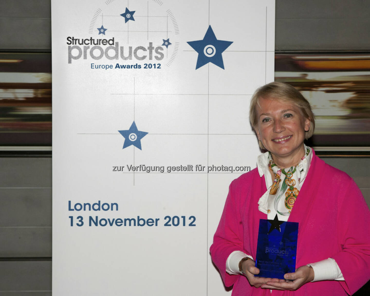 Raiffeisen Centrobank (RCB) wurde am 13. November 2012 bei der Verleihung der Structured Products Europe Awards in London in der Kategorie „Best in Central and Eastern Europe“ nach 2007 und 2010 erneut ausgezeichnet. Bild: Chefin Heike Arbter (c) incisive media