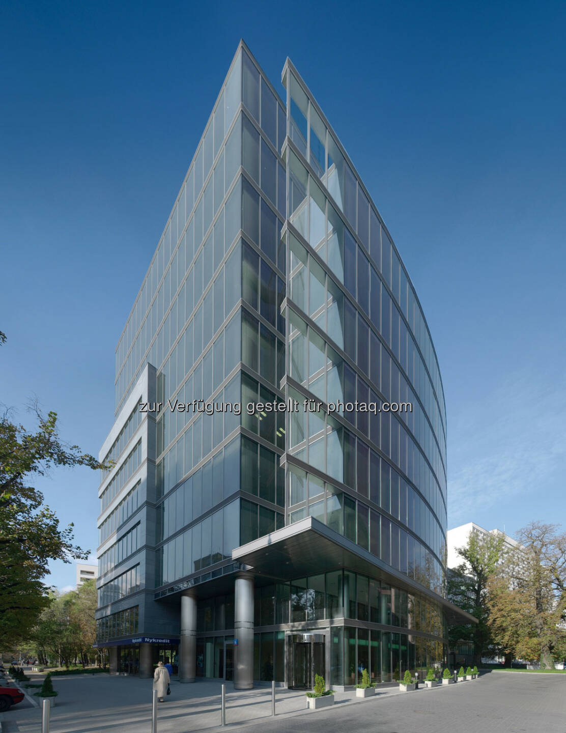 CA Immo erwirbt Anteile von JV-Partner AXA am P1-Portfolio in Warschau,  (Bild:  Bürogebäude Saski Crescent, (C) CA Immo)