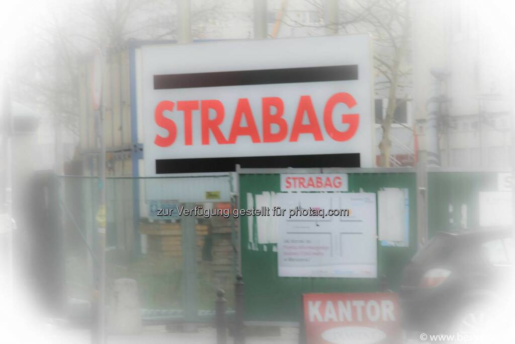 Warschau Strabag, © Herbert Gmoser (25.12.2013) 