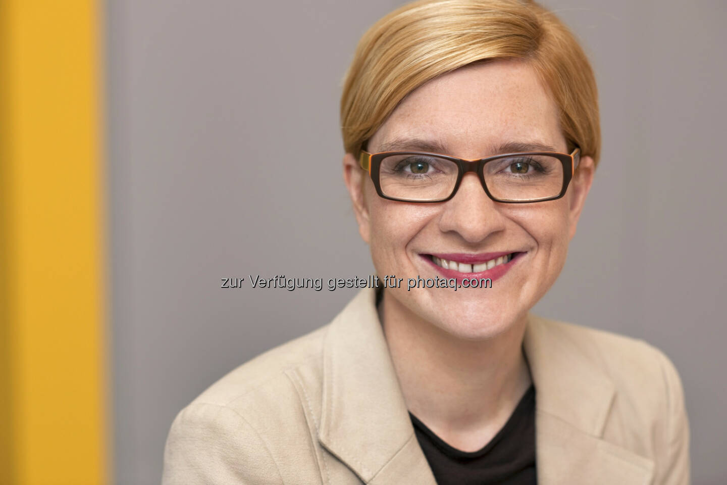 Nicole Bäck-Knapp, http://www.eup.at