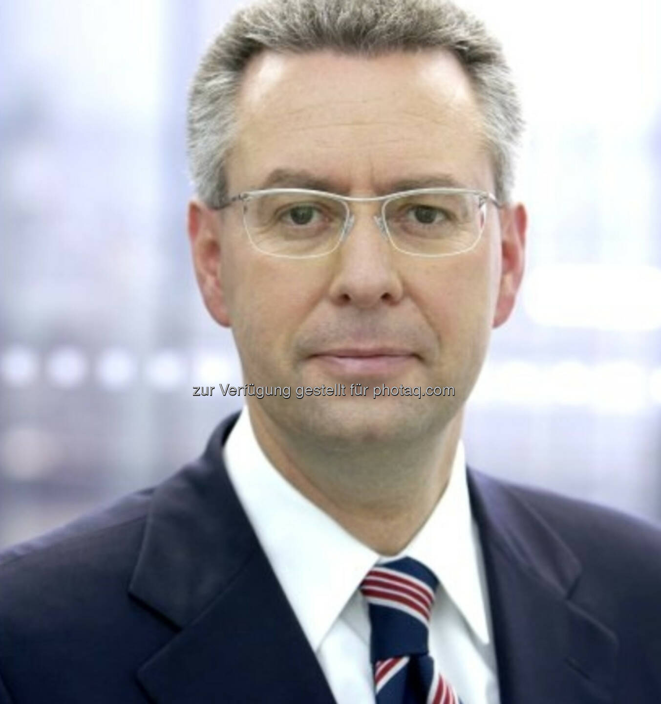 CEO Holger Dahmen verlässt Wolford per 31.1.2014 (c) Wolford