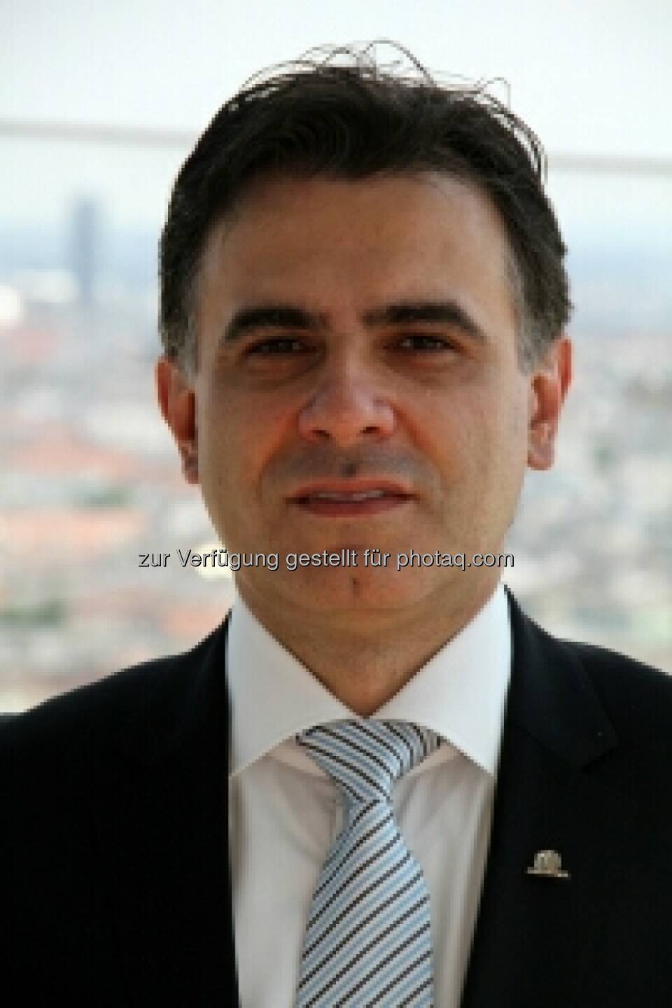 Zoran Visnjic, Mitglied des Vorstands, Uniqa International AG: In Serbien hat Uniqa das 3. Quartal 2013 mit einem Marktanteil von 7,3 Prozent abgeschlossen. Damit konnte Uniqa Serbien das größte Wachstum der fünf größten Versicherungen des Landes verzeichnen (c) Uniqa