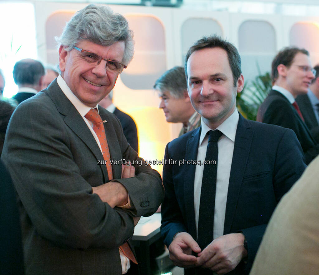 Werner Kerschbaum (Generalsekretär Österreichisches Rotes Kreuz) mit Franz Schellhorn (Direktor Agenda Austria)  , © Accenture/Draper (22.01.2014) 