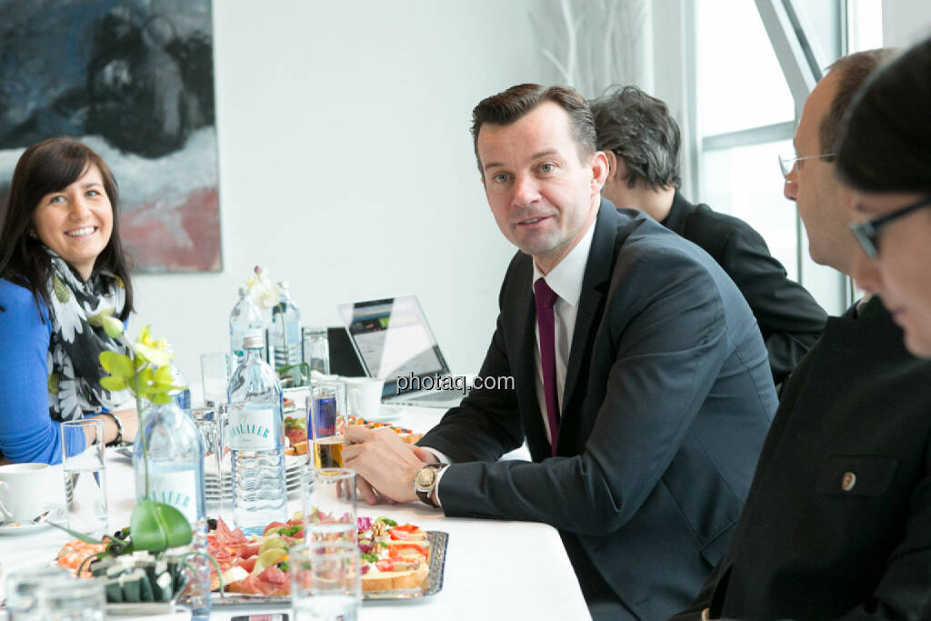 Stephanie Bauer (voestalpine), Josef Chladek, Gerhard Kürner (voestalpine), Paul Rettenbacher (THI), © finanzmarktfoto.at/Martina Draper (24.01.2014) 