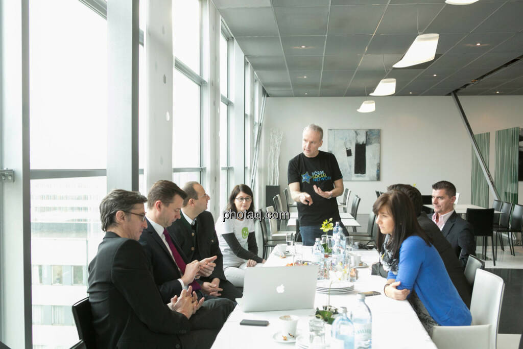 Josef Chladek, Gerhard Kürner (voestalpine), Paul Rettenbacher (THI), Susanne Trhal (Team sisu), Christian Drastil, Franz Ömer (bet-at-home.com), Klaus Fahrnberger (bet-at-home.com), Stephanie Bauer (voestalpine), © finanzmarktfoto.at/Martina Draper (24.01.2014) 