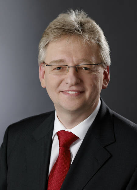 Helmut Matschi, Mitglied des Vorstands der Continental AG. Verantwortlich fuer die Division Interior, © Continental AG (Homepage) (03.02.2014) 