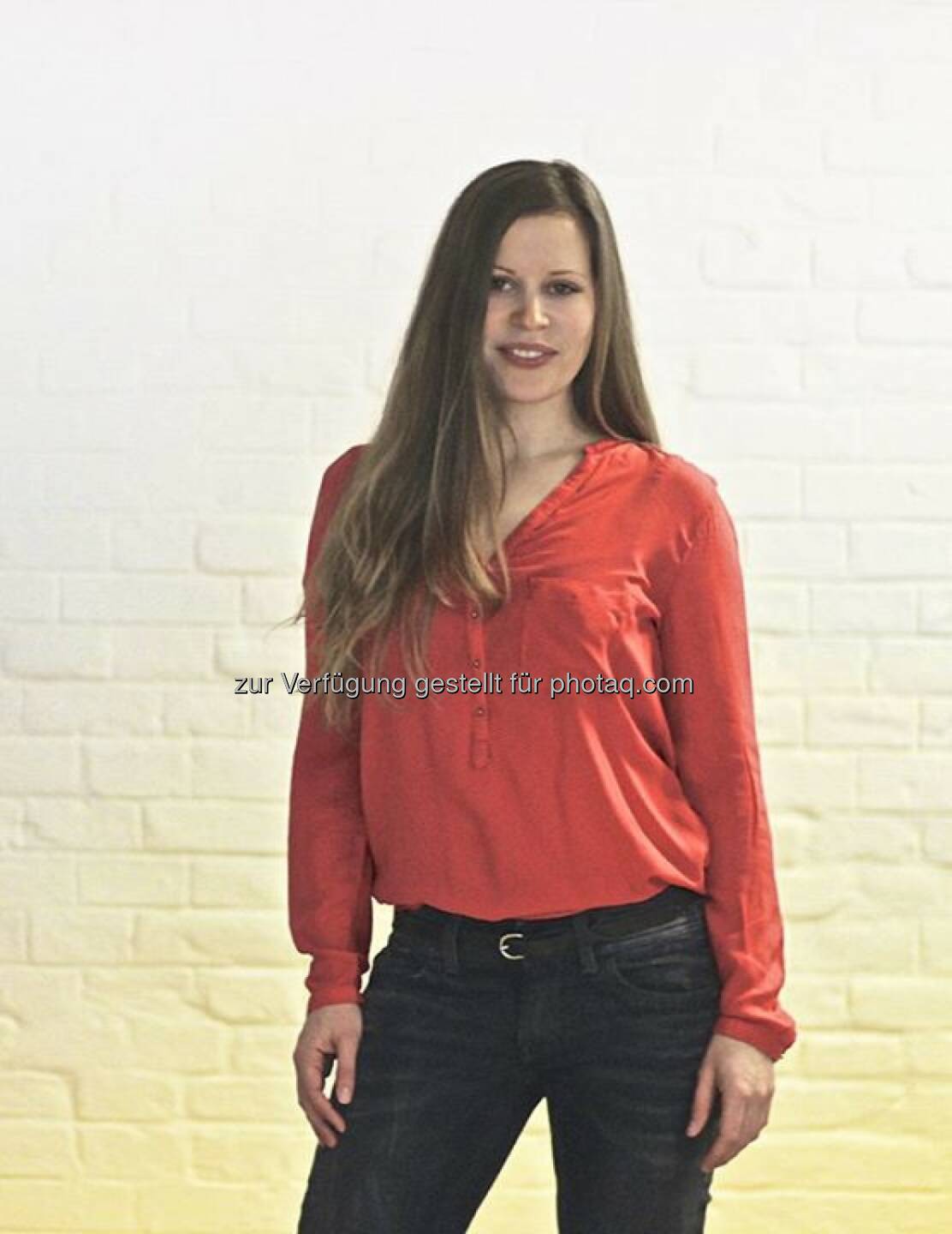 Katharina Klausberger ist mit Shpock beim TV Newcomer Contest 2014 von Deutsche Startups und D.C. Media Networks unter die Top 10 Finalisten gewählt worden. Den Gewinnern winkt ein TV Spot. Wer supporten will: https://www.facebook.com/DC.Media.Networks/app_126231547426086 (c) Foto: Florian Kowatz