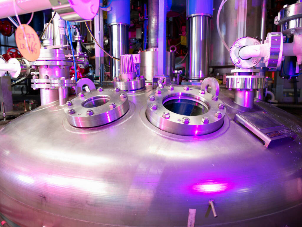 Reaktor zur Herstellung von Zwischenprodukten bei der Saltigo GmbH in Leverkusen. Lanxess AG

, © Lanxess AG (Homepage) (11.02.2014) 