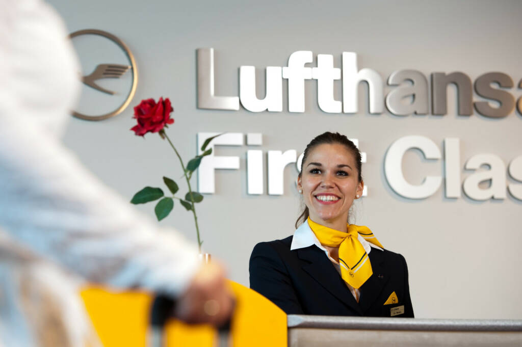 Station Frankfurt, First Class Schalter, Lufthansa AG (C) Rolf Bewersdorf, © Lufthansa AG (Homepage) (17.02.2014) 