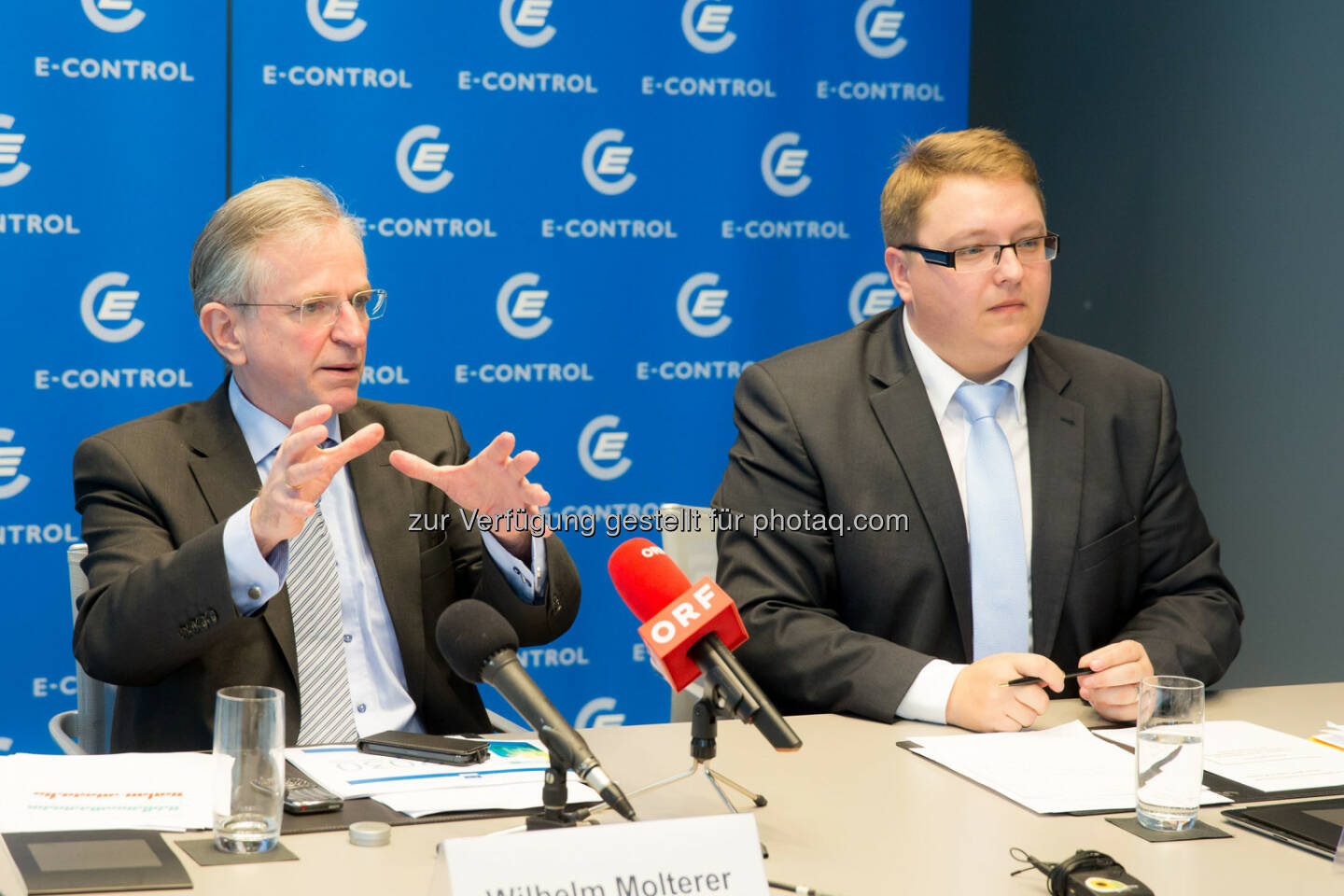 Wilhelm Molterer, Vizepraesident E-Control und Mitglied des Direktoriums der Europaeischen Investitionsbank, Martin Graf, Vorstand der Energie-Control Austria
