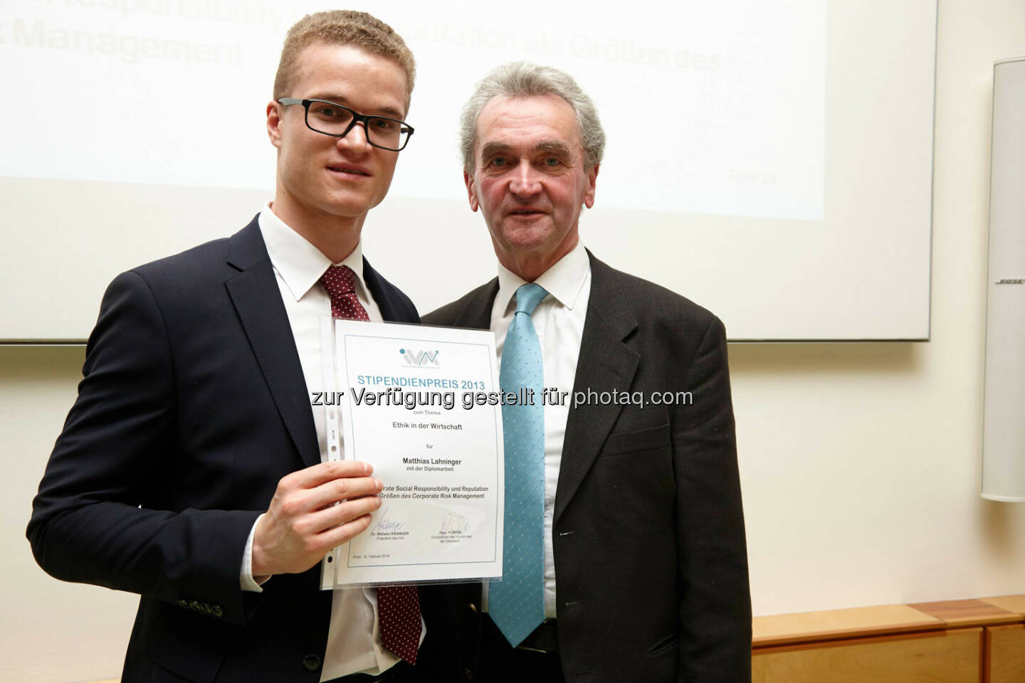 Preisträger 2013 Ethik in der Wirtschaft“ Anerkennungspreis 1000 Euro an Matthias Lahninger für die Diplomarbeit: Corporate Social Responsibility und Reputation als Größen des Corporate Risk Management 