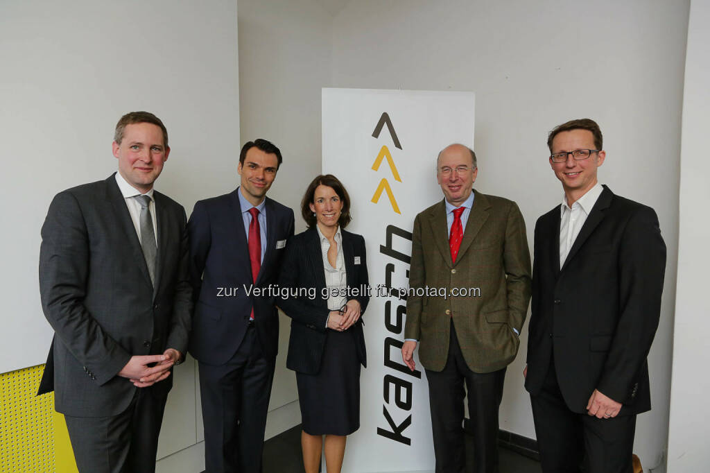 Florian Rotberg (Geschäftsführer invidis Consulting), Jochen Borenich (Mitglied des Vorstands Kapsch BusinessCom), Jutta Hanle (Vice Head of Marketing & Communications Kapsch BusinessCom AG), Stephan Mayer-Heinisch (Präsident des Österreichischen Handelsverbandes), Hannes Lindner (geschäftsführender Gesellschafter von Standort+Markt) - anlässlich der Expertendiskussion „Smart Shopping – Einblicke in das Einkaufserlebnis von morgen“ (Bild: Kapsch AG/APA-Fotoservice/Tanzer) (27.02.2014) 