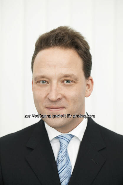 Matthias Zachert, derzeit Finanzvorstand der Merck KGaA in Darmstadt, wird sein Amt als neuer Vorsitzender des Vorstands der Lanxess AG am 1. April 2014 antreten.   (06.03.2014) 