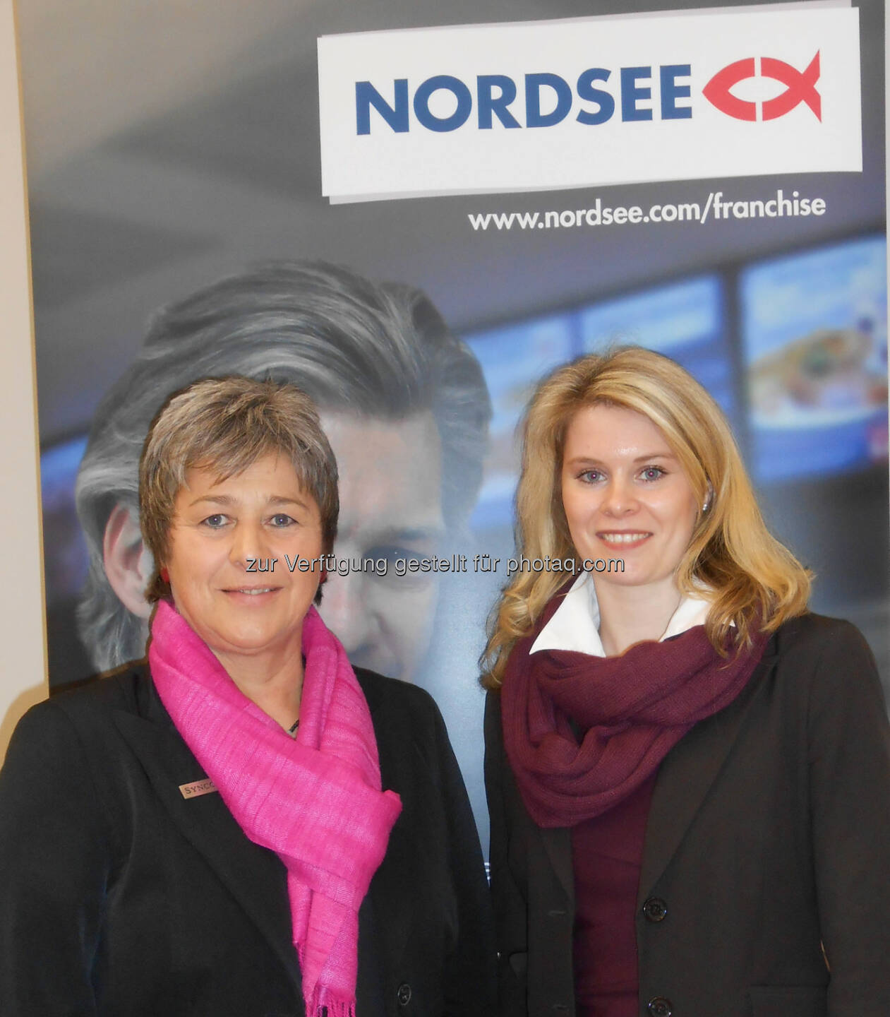 Franchiseberaterin Waltraud Martius von Syncon (l.) und Anja Haverkamp, Leiterin Franchise bei Nordsee: Weiteres Wachstum durch Franchising geplant.