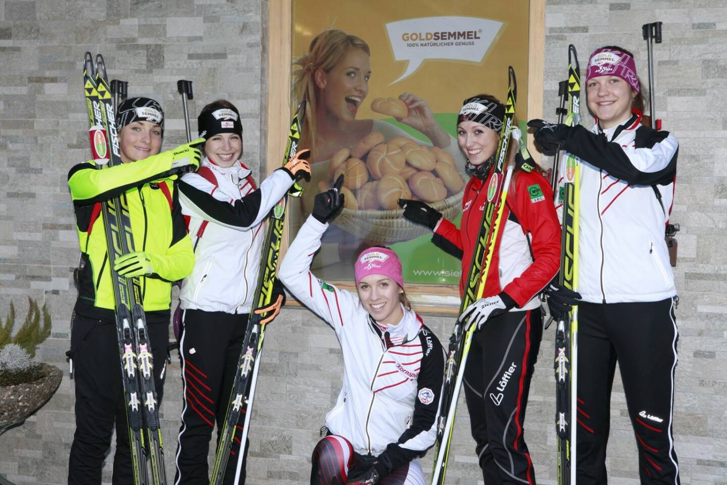 Lisa Ehgartner, Magdalena Millinger, Fabienne Hartweger, Raphaela Ritzer und Anna Kitzbichler - Goldsemmelteam Biathlon