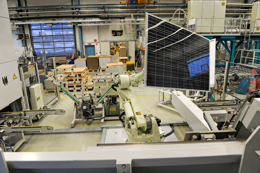 Solarzellen - Rahmung, SolarWorld AG, © SolarWorld AG (Homepage) (16.03.2014) 