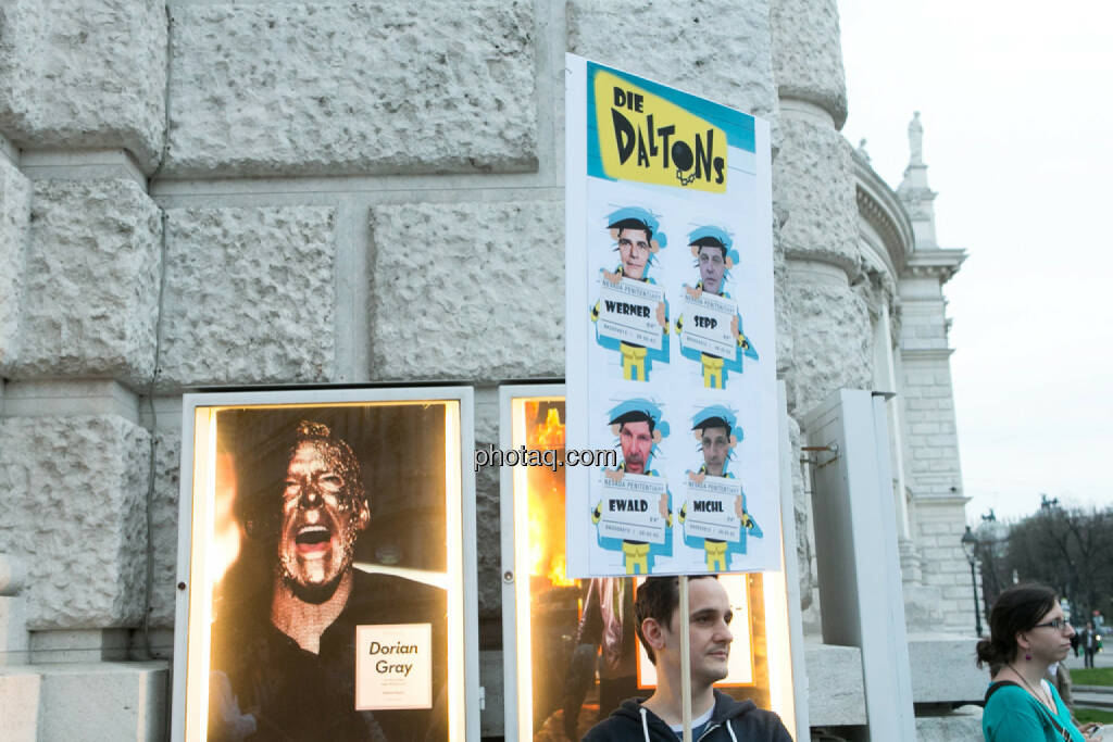 Dorian Gray - Hypo Demonstration in Wien am 18.03.2014, © Martina Draper/finanzmarktfoto.at (18.03.2014) 