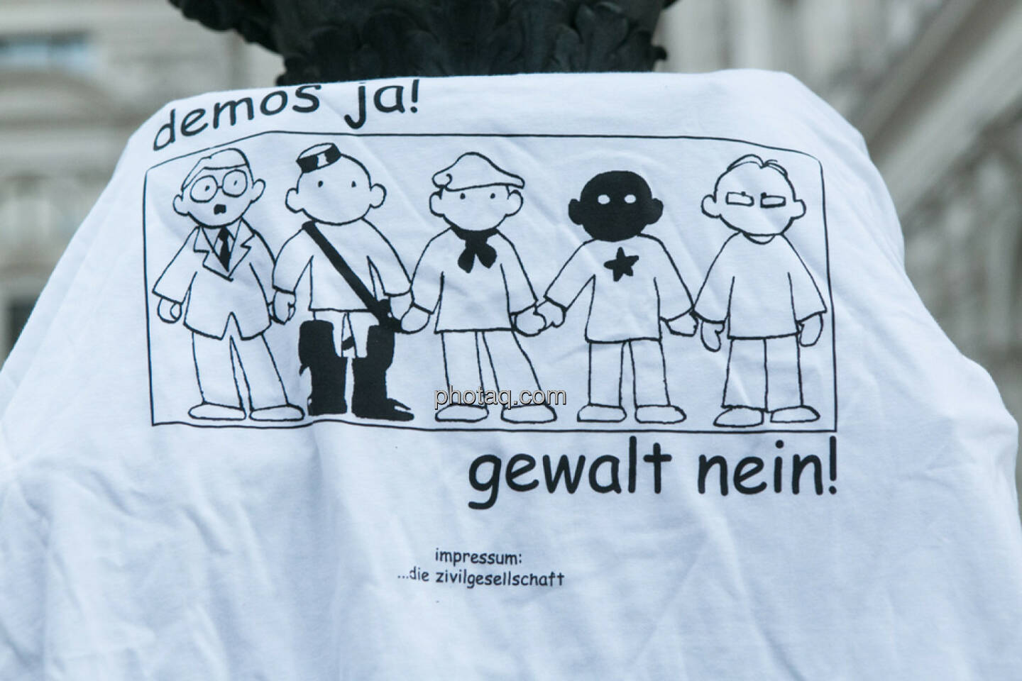 Demos ja - Gewalt nein - Hypo Demonstration in Wien am 18.03.2014