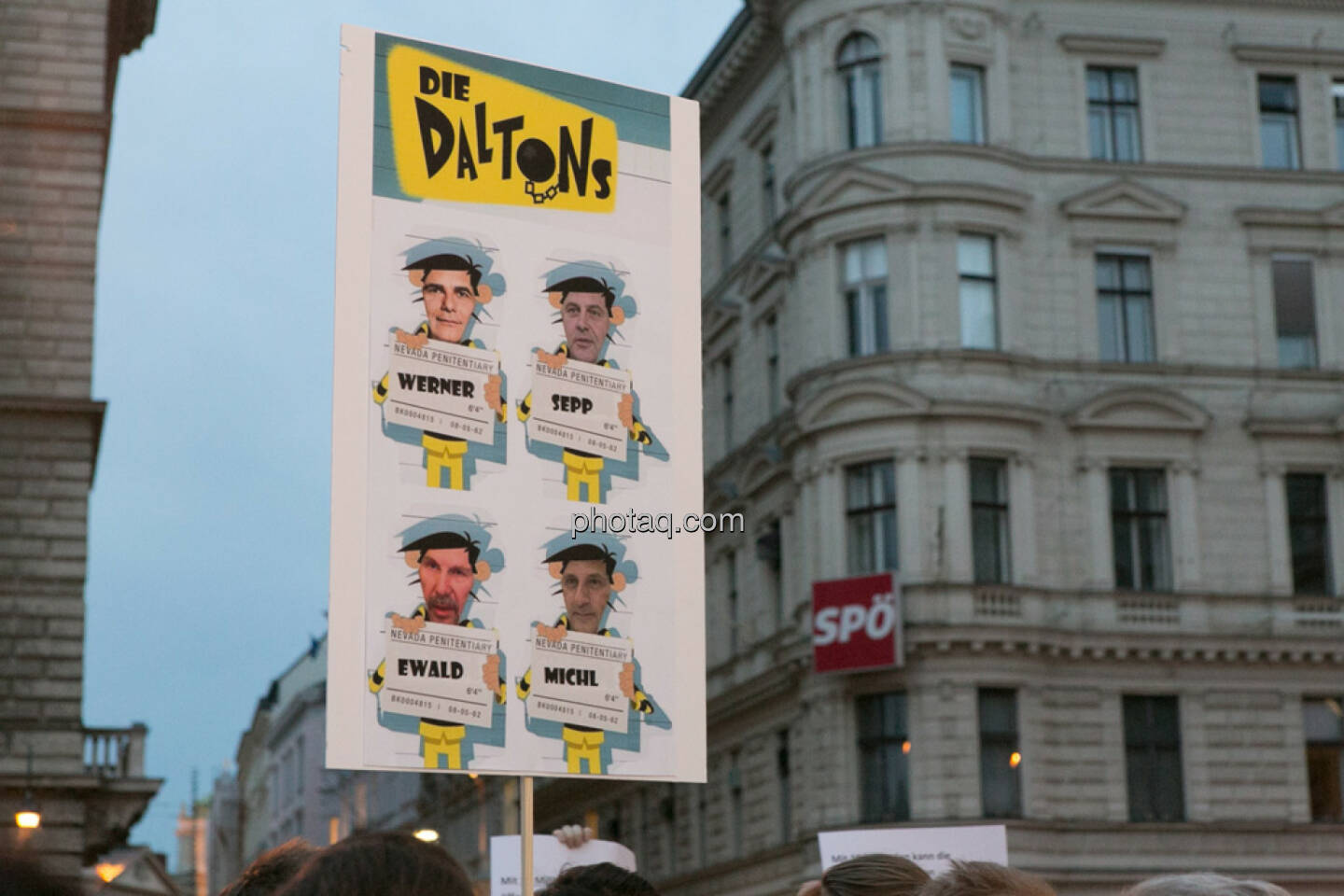 Hypo Demonstration in Wien am 18.03.2014