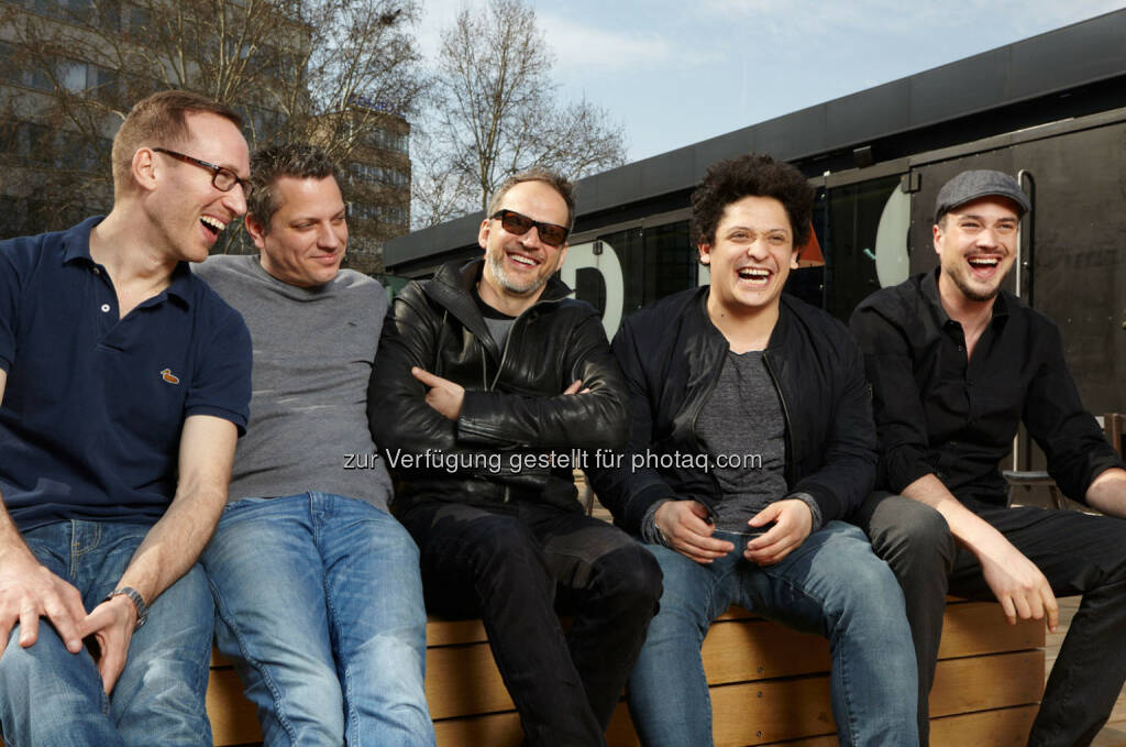  Simon Steiner, Christian Kober, Andreas Wiesmüller (Pächter), Javier Mancilla, Peter Fallnbügl, das Team Heuer, © Elsa Okazaki (20.03.2014) 