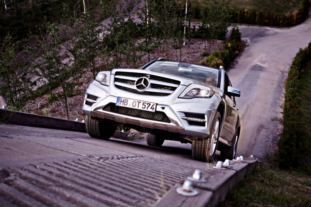 Der berühmte GLK-Parcours „The Rock“ – das Fahrzeug überwindet eine Steigung von 70 Prozent, Daimler AG, © Daimler AG (Homepage) (23.03.2014) 