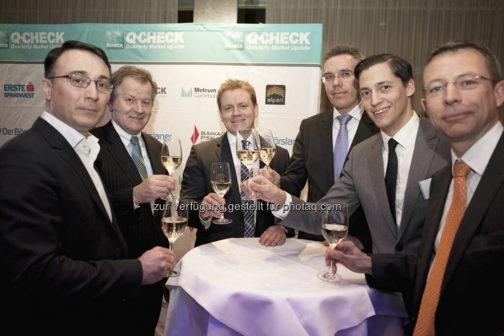 Alexandre Dimitrov (Erste Sparinveest), Eduard Zehetner (Immofinanz), Jörg Rohmann (Alpari), Reinhard Prüfert (ÖRAG), Dominik Hojas (Der Börsianer), Martin Bohn (Bawag P.S.K. Invest) beim Q-Check (c) Aussendung
 (26.03.2014) 