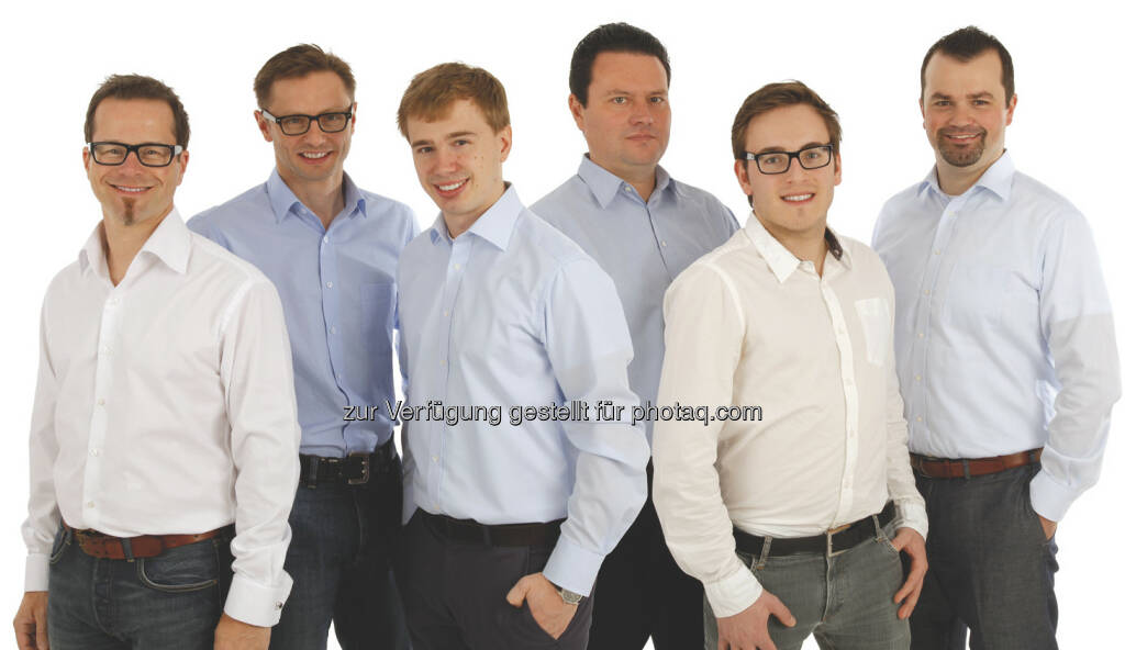 Das Wikifolio-Team - Bernhard Lehner (Head of Marketing & PR), Andreas Kern (Geschäftsführer & Gründer), Thomas Hapala (Business Development), Karl Springsits (ist nicht mehr im Team), Florian Hiller (Produktmanagement)
Stefan Greunz (Head of Business Development): Börse Stuttgart und wikifolio.com kooperieren, wikifolios erweitern die Produktpalette auf der Website der Börse Stuttgart (c) Wikifolio (15.12.2012) 