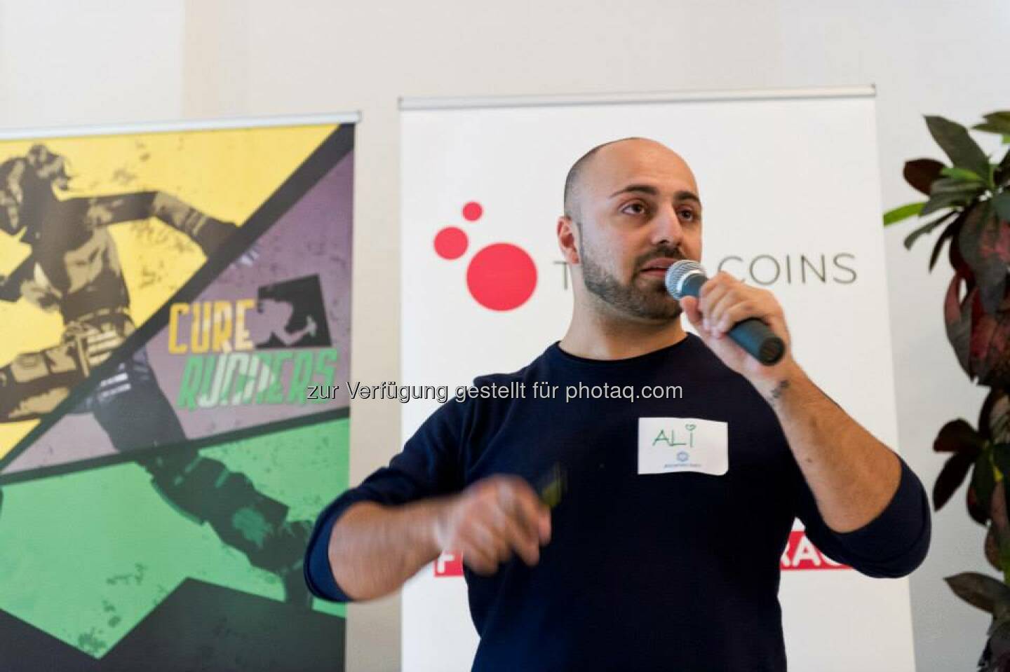 Ali Mahlodji (Daniel Auer Photography)