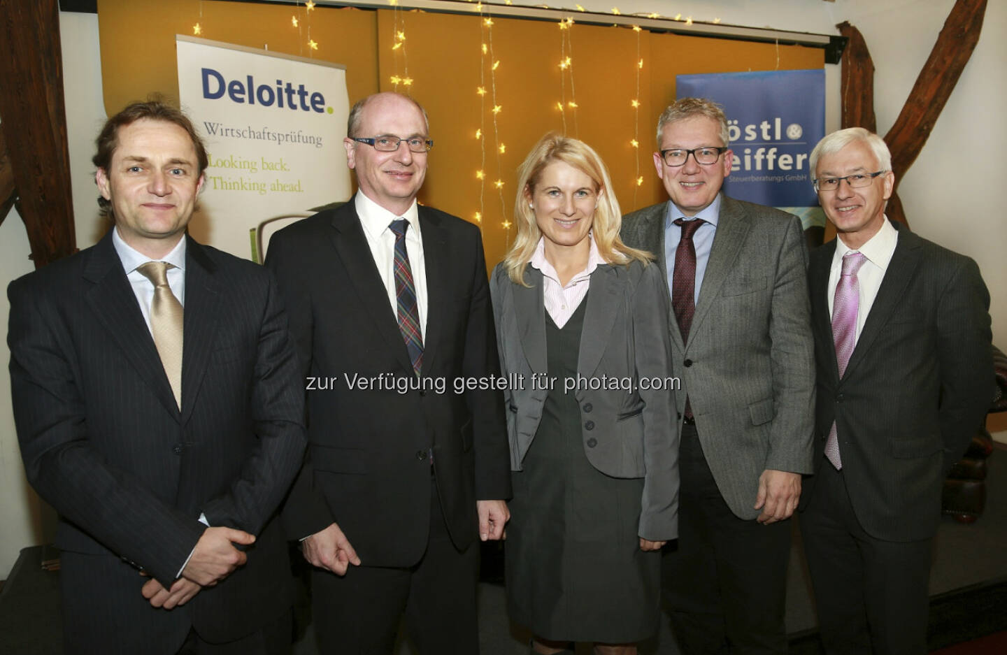 Deloitte_Diskussion Wege aus der Arbeitsmarkt-Sackgasse vlnr.: Ulrich Schuh, Wolfgang Bartosch, Elisabeth Grossmann, Thomas Spann, Fritz Möstl (Deloitte Styria); © Deloitte Styria