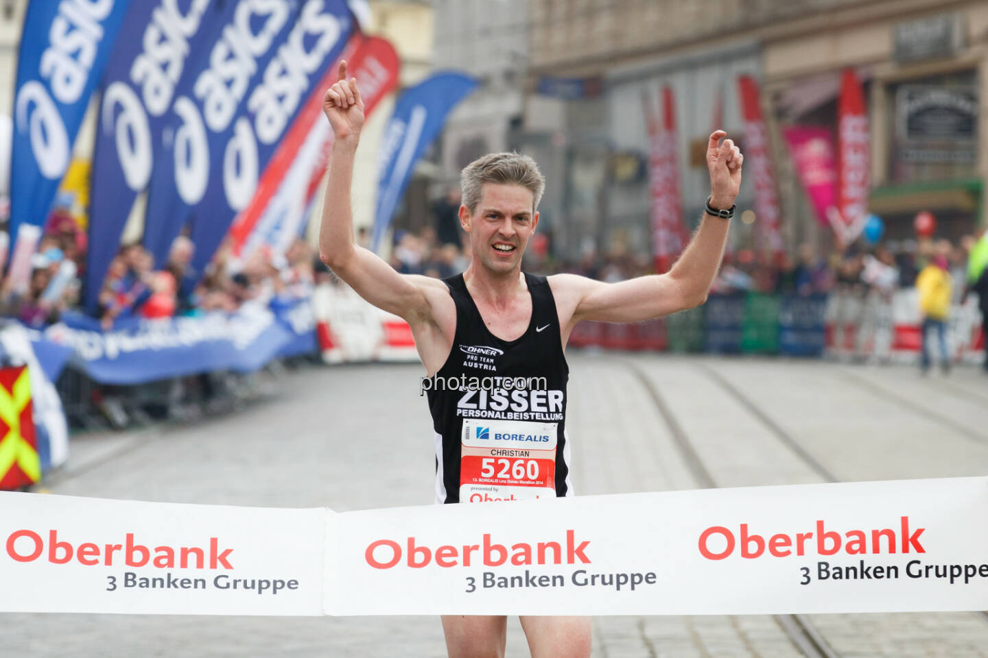 Christian Haas (AUT), Sieger Halbmarathon, Borealis Linz Marathon, Fotograf: Klaus Mitterhauser