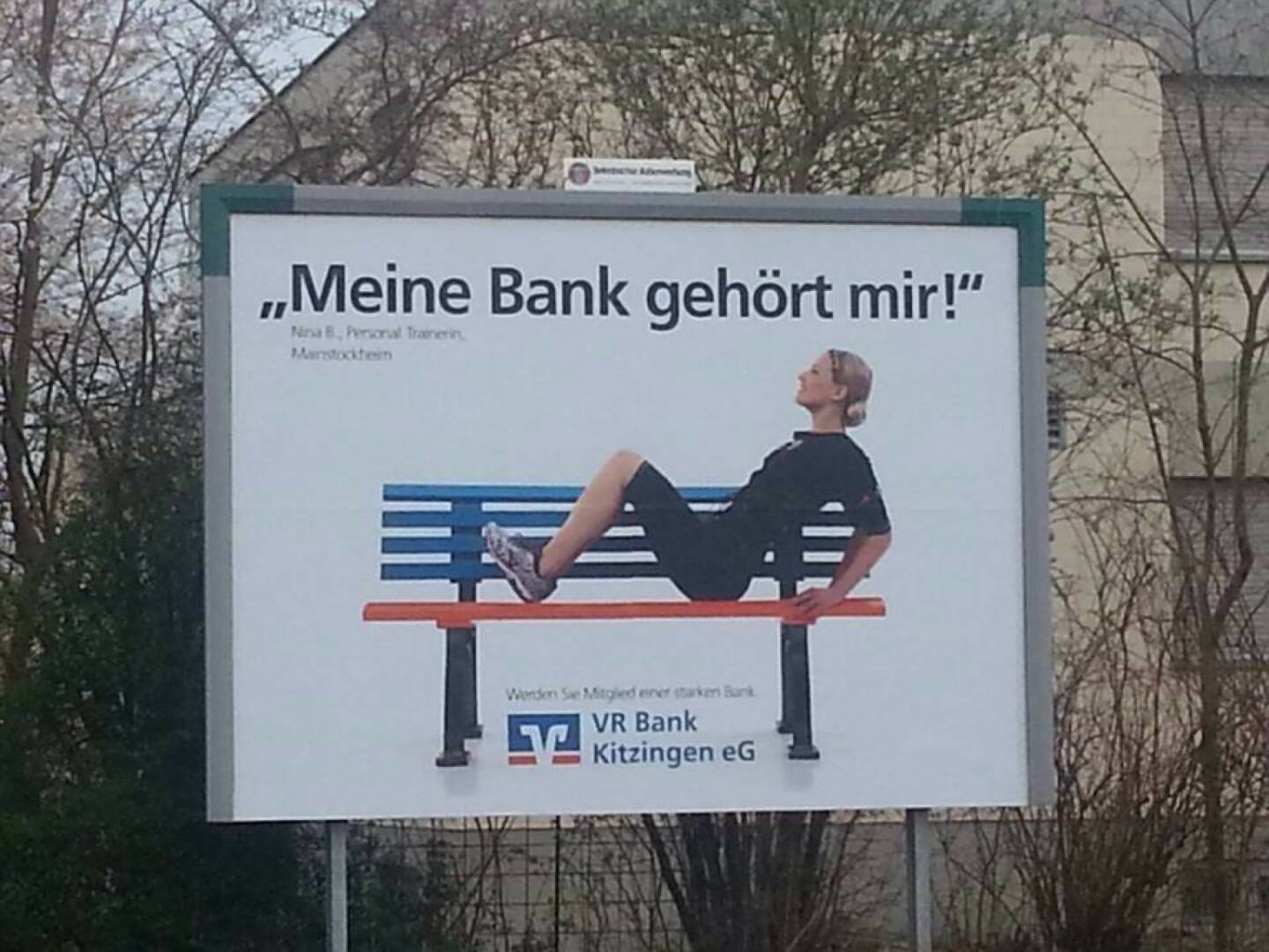 Meine Bank gehört mir. Die VR Bank Kitzingen wirbt mit Nina Bergmann, http://www.finanzen.at