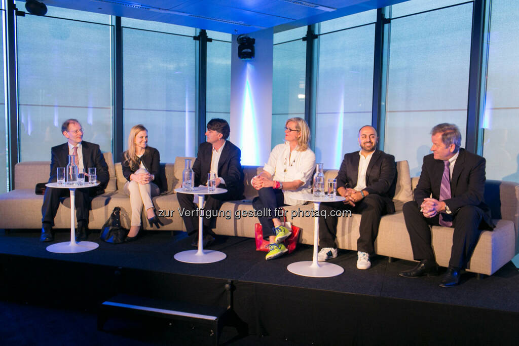 Clemens Hellsberg, Vorstand Wiener Philharmoniker, Meret Baumann, Korrespondentin der Neue Zürcher Zeitung in Wien, Christian Ultsch, Leiter Außenpolitik „Die Presse“, Ursula Plassnik (Botschafterin in Paris), Ursula Plassnik (Botschafterin in Paris), Ali Mahlodji (CEO Whatchado), Eduard Zehetner (CEO Immofinanz), © Martina Draper für Immofinanz (09.04.2014) 