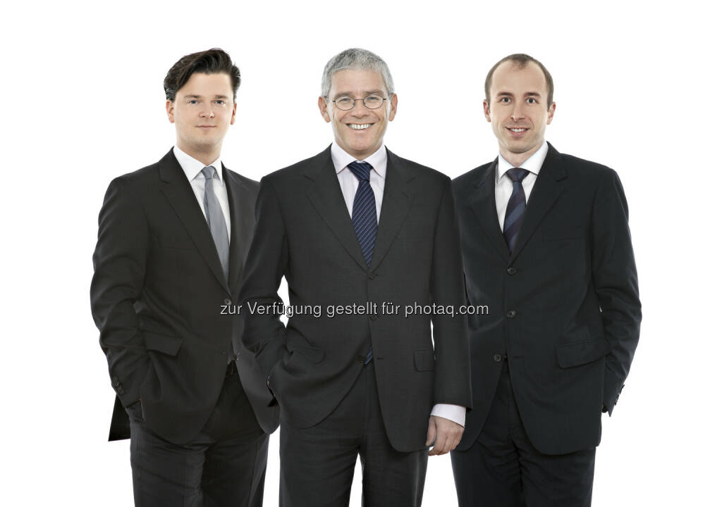 Thomas Kulnigg (Rechtsanwalt), Christoph Lindinger (Partner) und Christoph Haid (Partner) haben die Daimler AG bei der Neuordnung der Geschäftsbeziehung mit Pappas beraten (Foto: Schönherr) (20.12.2012) 