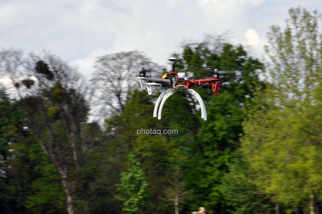 Drohne, DJI F450 QuadroCopter (20.04.2014) 