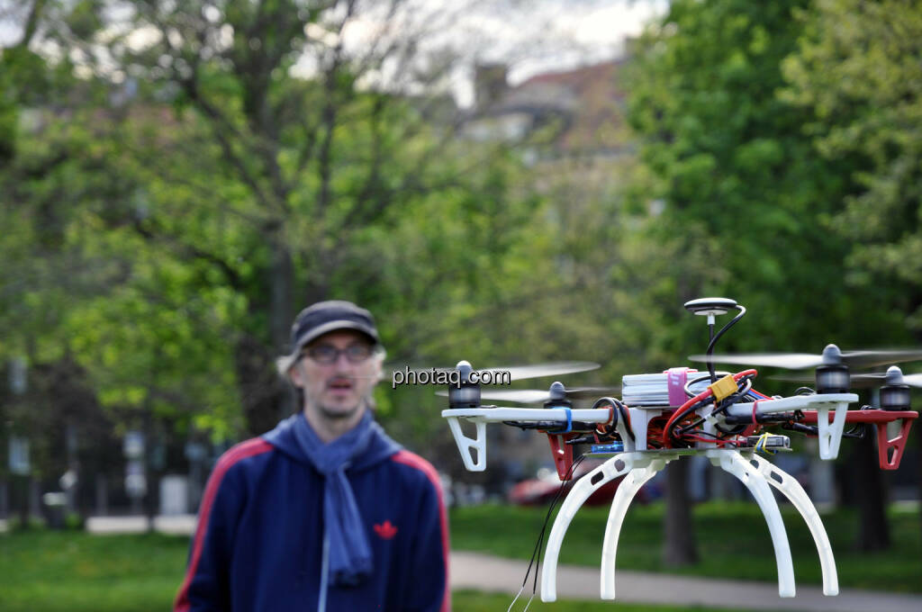 Drohne, DJI F450 QuadroCopter, Josef Chladek (20.04.2014) 