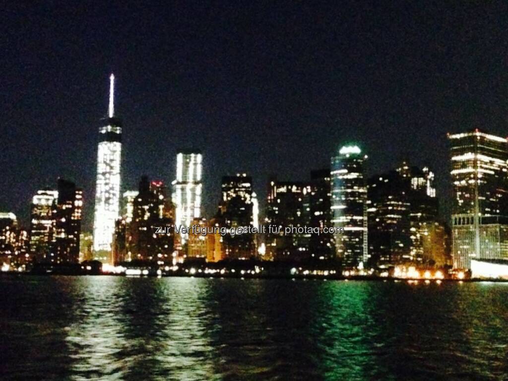 Skyline New York bei Nacht, © Sylvia Dellantonio (01.05.2014) 