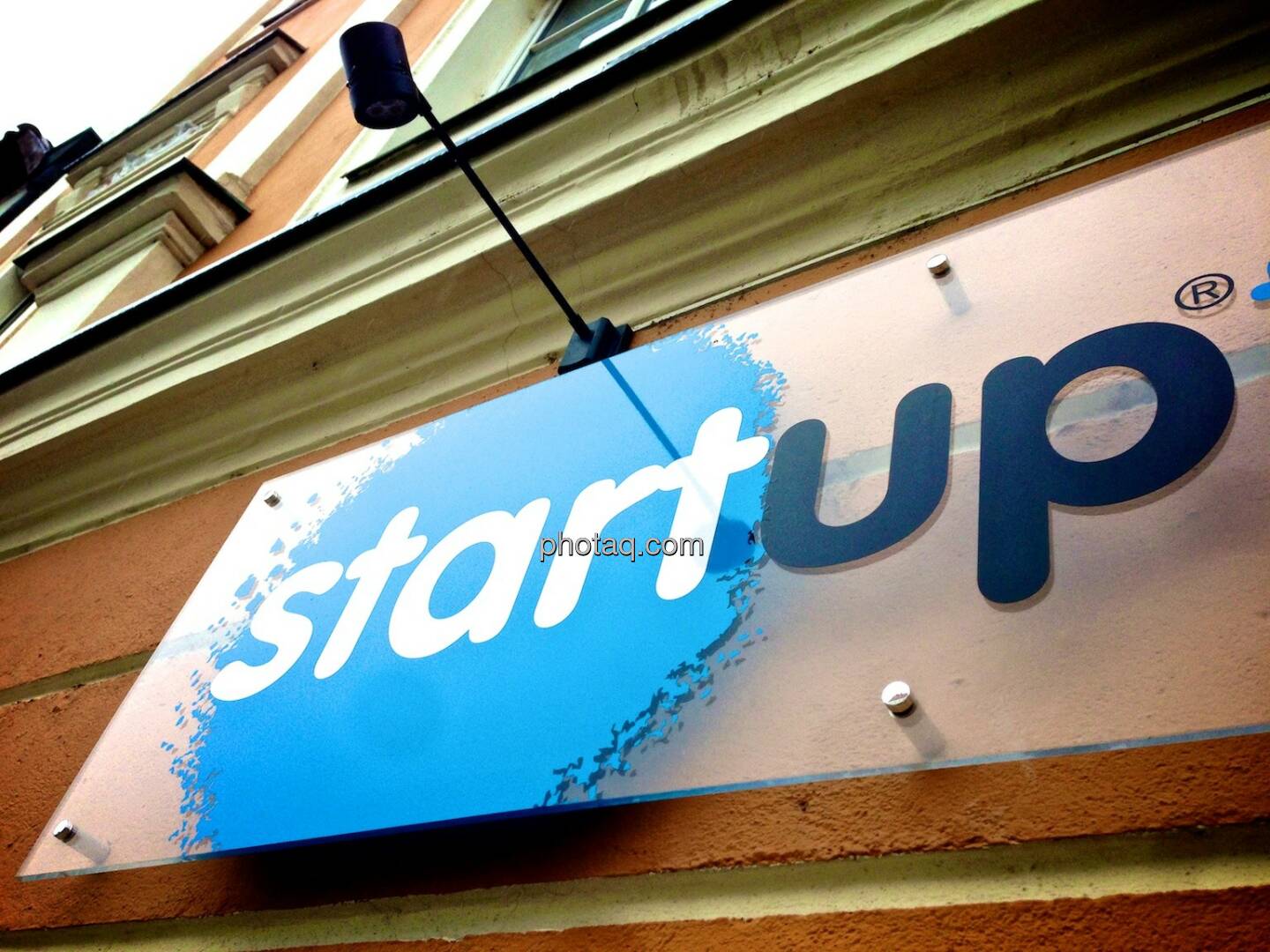 startup, start up