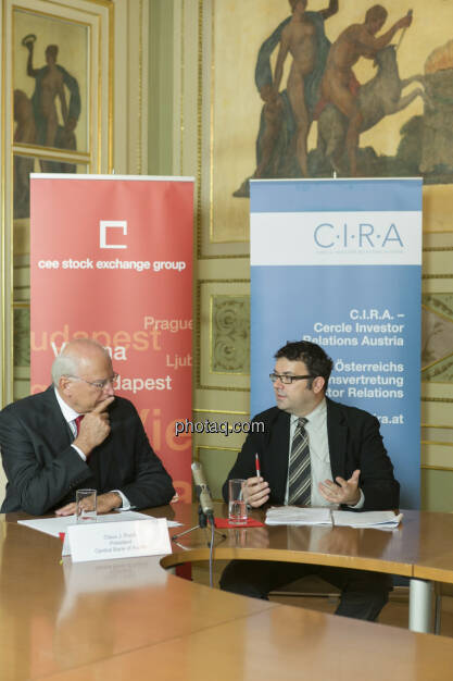 Claus Raidl (ÖNB) im Talk mit Bloomberg, © Martina Draper (15.12.2012) 