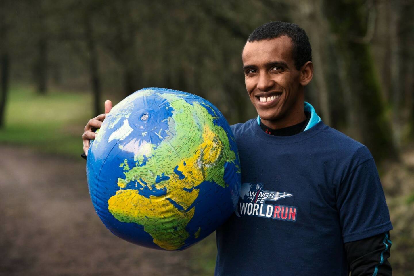 Wings for Life World Run, Globus, Erde