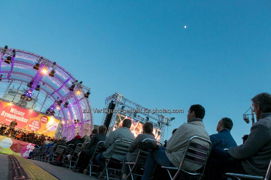 Mond, Bick auf die Bühne, Fest der Freude 2014, © Martina Draper für Wiener Symphoniker (09.05.2014) 